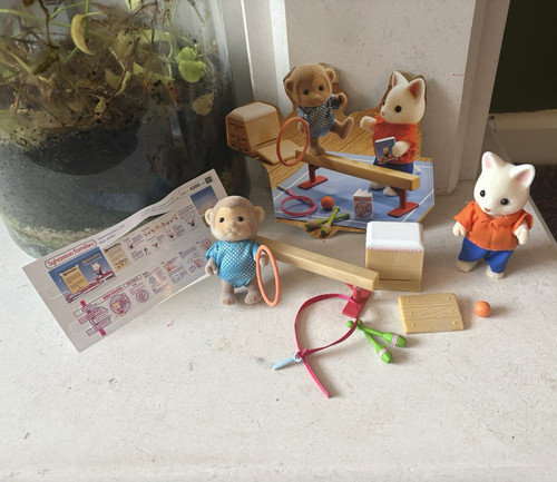 Sylvanian families gymnastic - families,