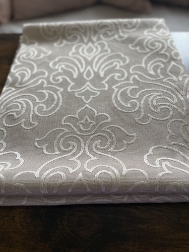 Stunning heavy upholstery - stunning,