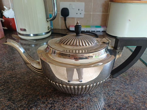 Epns silver plate teapot with - silver,
