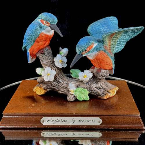Leonardo kingfishers figurine - leonardo,