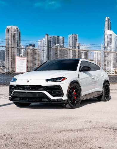 Small lamborghini urus poster - lamborghini,