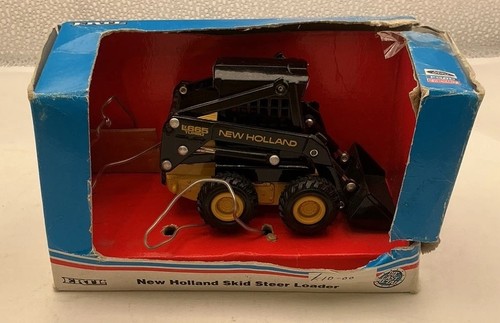 Ertl new holland skid steer - new,