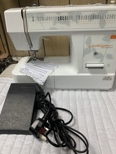 Husqvarna Viking E20 - Sewing