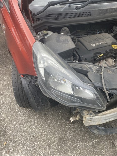Vauxhall corsa headlight in - corsa, d