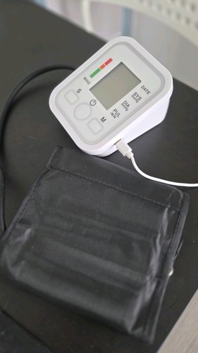 Blood pressure monitor - pressure,