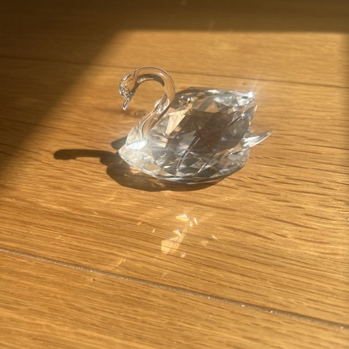 Swarovski crystal - 🦢,