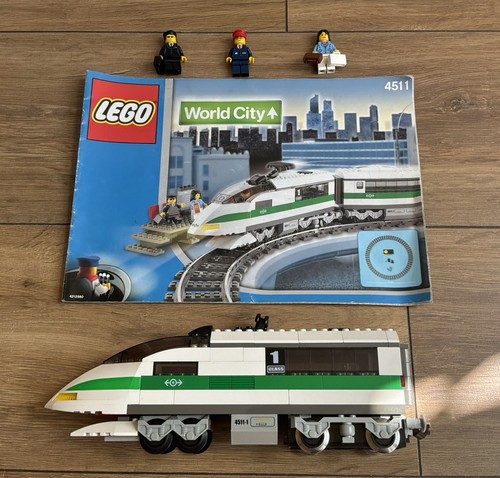 Lego train 4511 engine - lego,