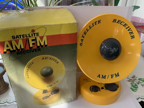 Vintage novelty satellite - satellite, dish