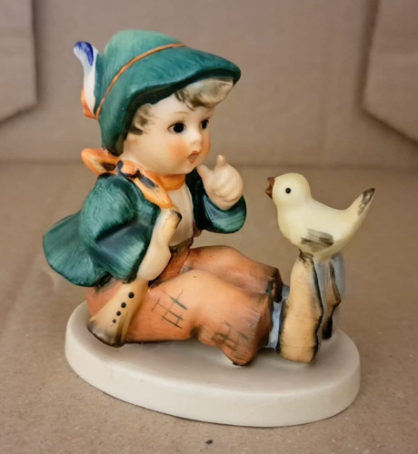 Goebel hummel figurine - goebel,