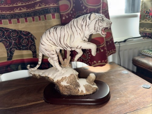 Tiger statue ornament - tiger,