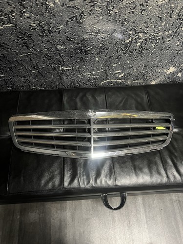 Mercedes w204 facelift grill - mercedes,