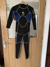 Children's Long Sleeved Full Length Wet Suit Age 9-10