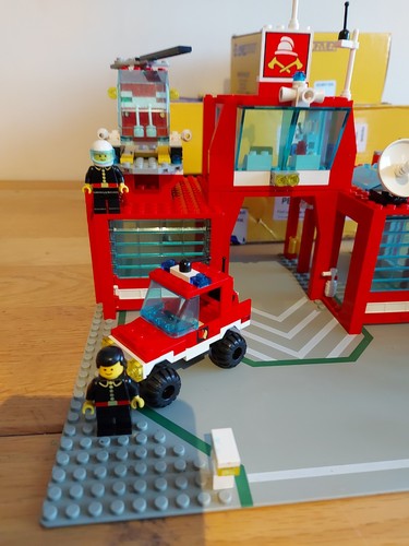 Lego town 6389 - fire, control