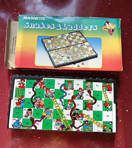 Magnetic snakes ladders - snakes,