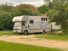 Leyland DAF 7.5t horse box