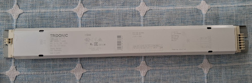 Tridonic 22176232 2x70w t8 - 22176232,