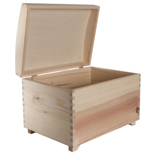 Large wooden treasure chest - treasure,