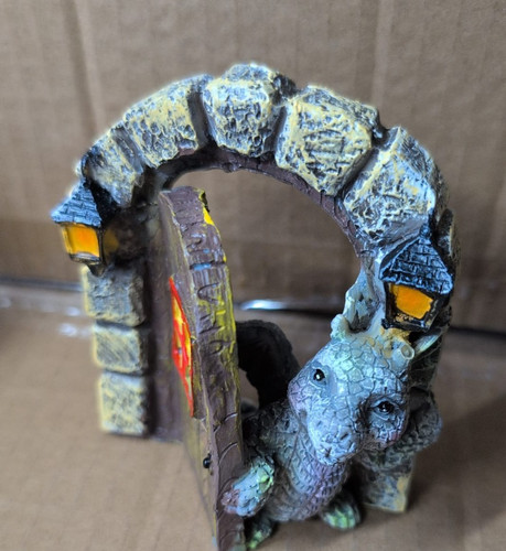 Garden ornament dragon open - garden,