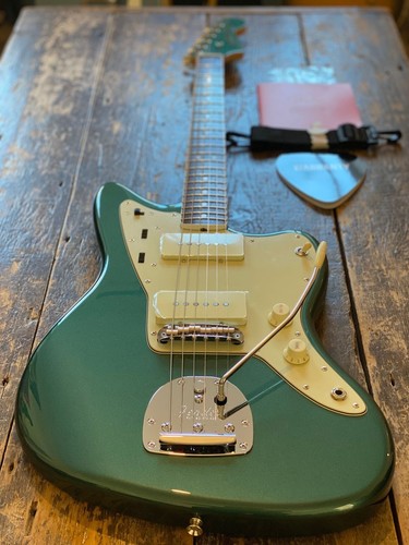 Fender very ltd mij - very,