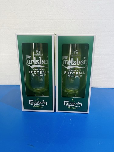 Carlsberg football pint glass - carlsberg,