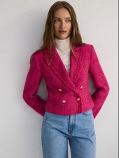 ZARA DOUBLE BREASTED FRAYED CROPPED BLAZER IN PINK WITH GOLD BUTTON IN SIZE S