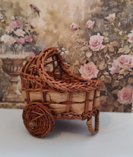 Wicker baby pram / Crib 1:12th