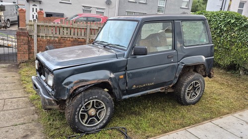 Daihatsu fourtrak 1998 - daihatsu,