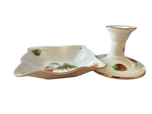 Coalport bone china - bone, strawberry