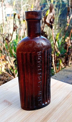 Vintage amber brown ribbed - amber,