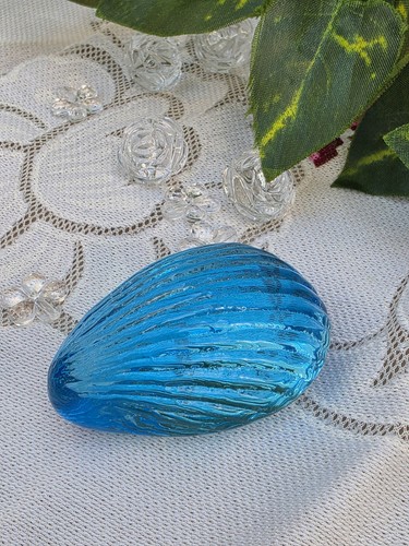 Parlane blue glass clam - parlane,