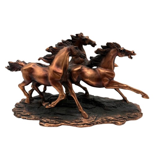 Galloping horses - lg,