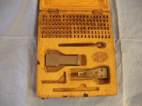 Model mark interchangeable - mark,