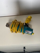 Makita DA3000 110V Right Angle Drill with Key & Cable – Compact Site Power Tool