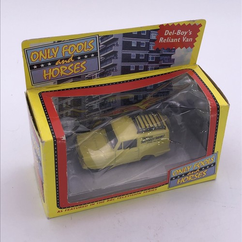 Lledo del boys reliant - del,