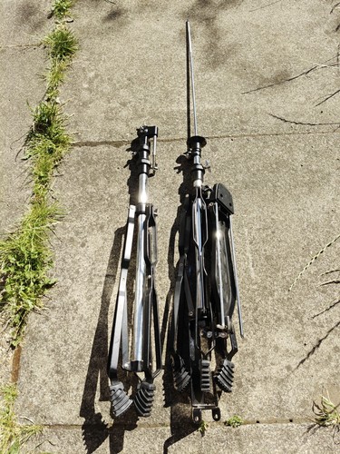 Straight cymbal stand and - cymbal,