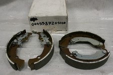 Rear brake shoes kit Piaggio Porter Daihatsu Hijet