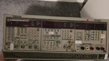 Tektronix TM5006 Mainframe