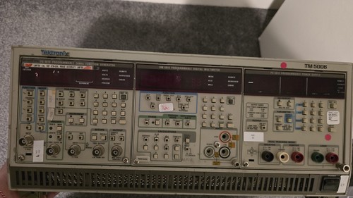 Tektronix tm5006 mainframe - tektronix,