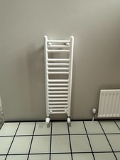 Dolls House modern Bathroom