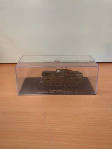 Churchill vii diecast tank - churchill,