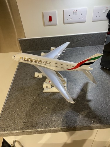 Emirates airbus a380 - emirates, a380-800