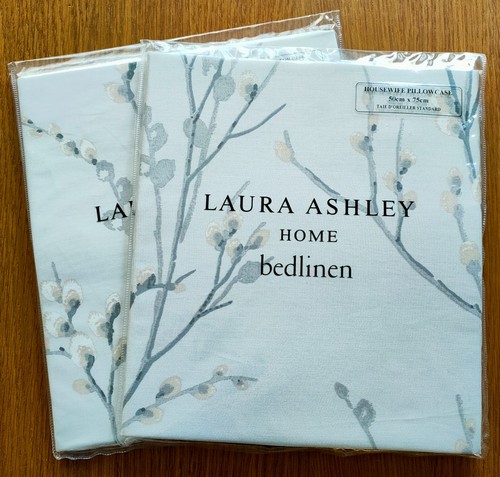Laura ashley pussy - 2, willow