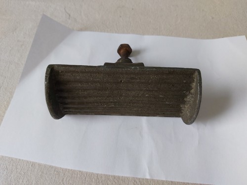 Vincent footrest hanger plate - footrest,