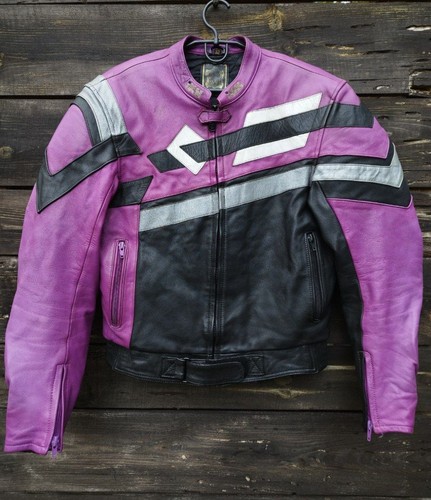 Absolutely rare vintage ixs - absolutely,