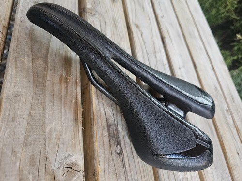 Works romin evo saddle 143mm - evo,