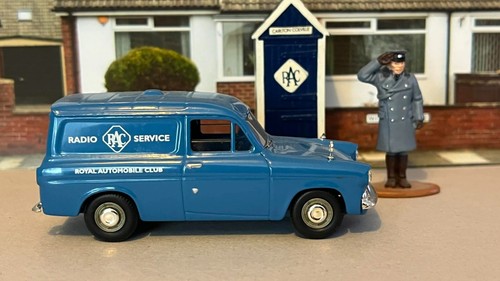 Vanguards ford anglia - vanguards, 1:43