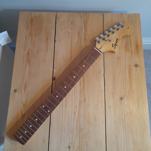 Squier fender stratocaster - squier,