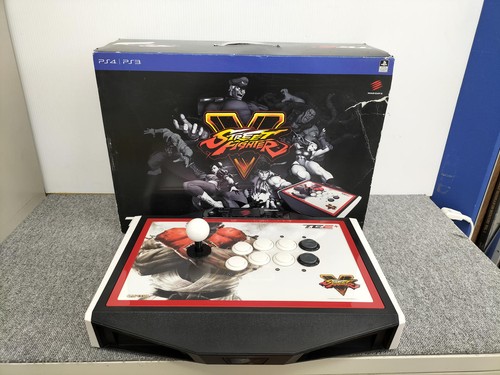 Mad catz street fighter - catz, v