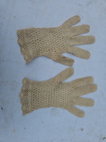 Vintage cotton lace gloves - cotton,