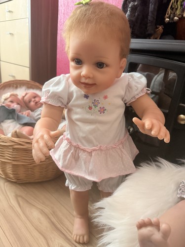 Ashton drake isabella - ashton, first